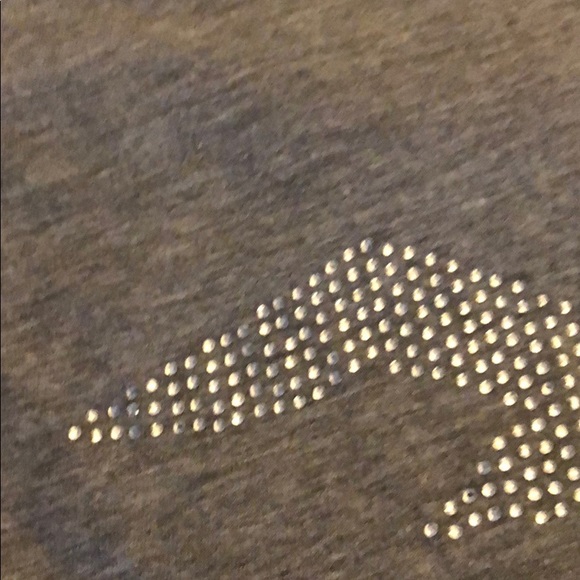 NWT Hollister bling T size small - Picture 4 of 7